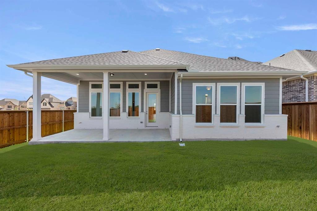 1021 Golden Galaxy Property Photo 4