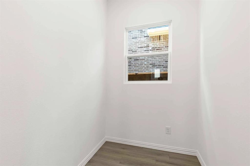 1021 Golden Galaxy Property Photo 14