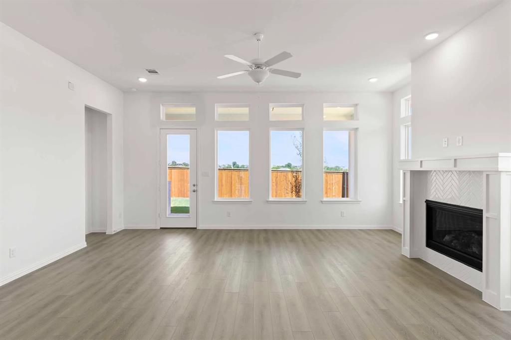 1021 Golden Galaxy Property Photo 15