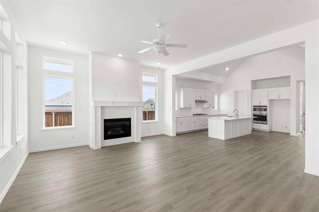 1021 Golden Galaxy Property Photo 16