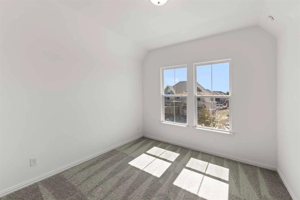 1021 Golden Galaxy Property Photo 22