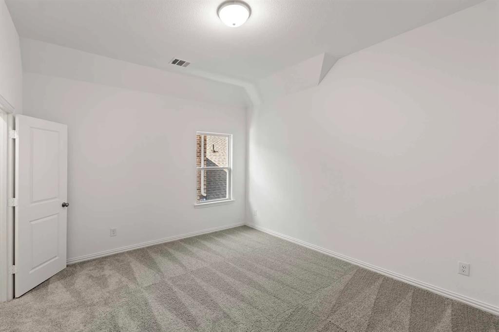 1021 Golden Galaxy Property Photo 26