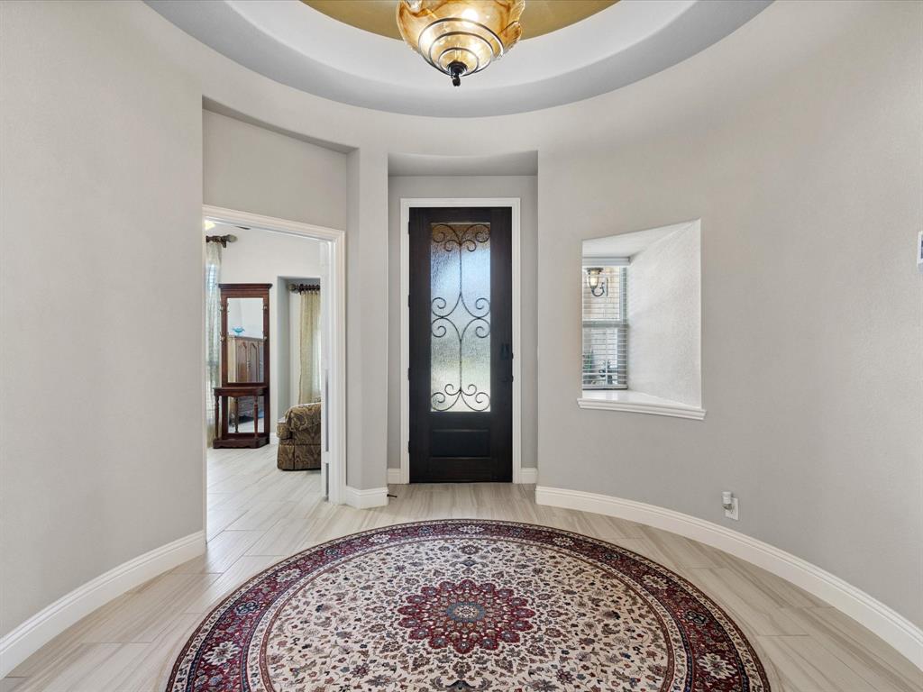 1104 Canterbury Lane Property Photo 6