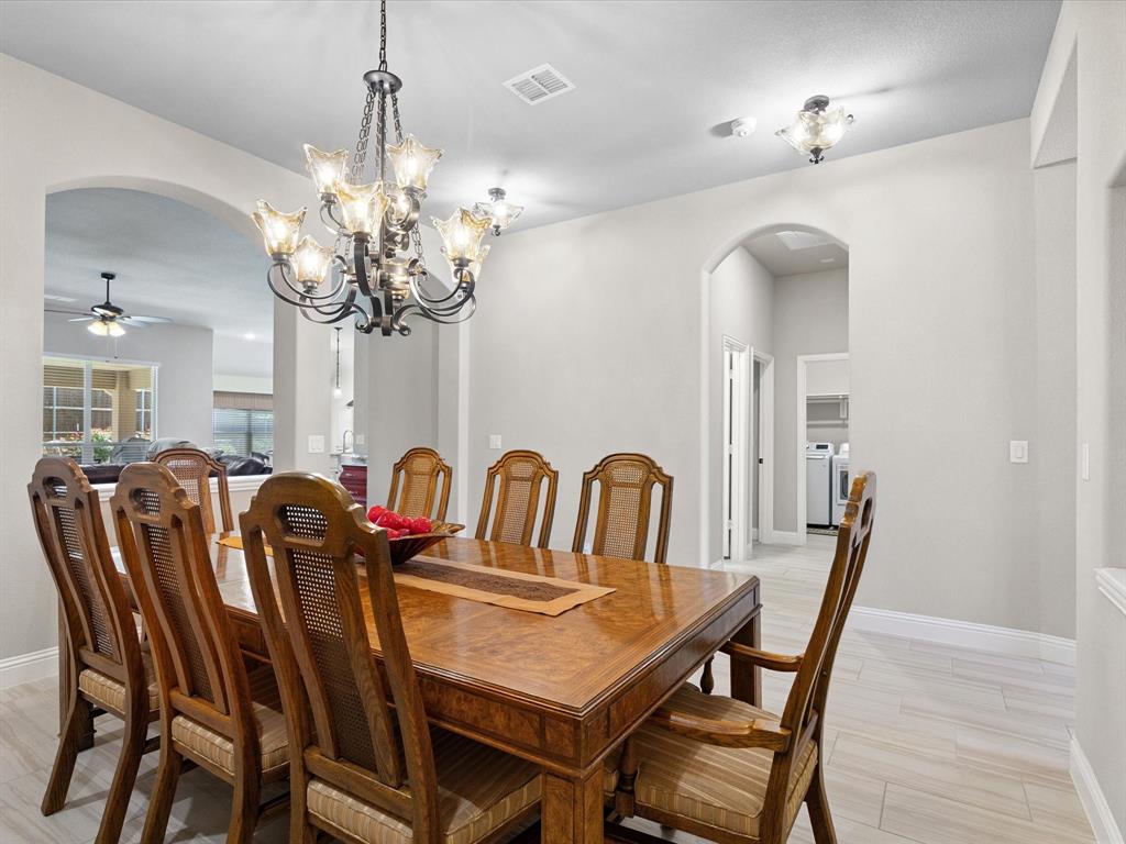 1104 Canterbury Lane Property Photo 9