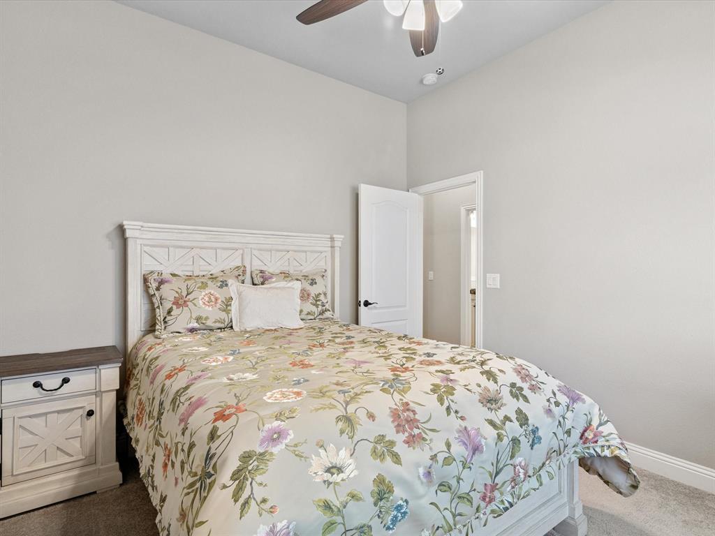 1104 Canterbury Lane Property Photo 19