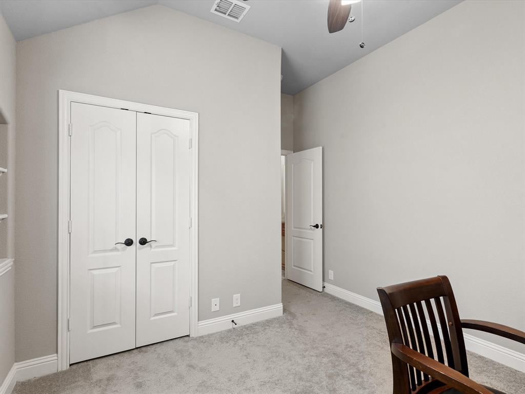 1104 Canterbury Lane Property Photo 27