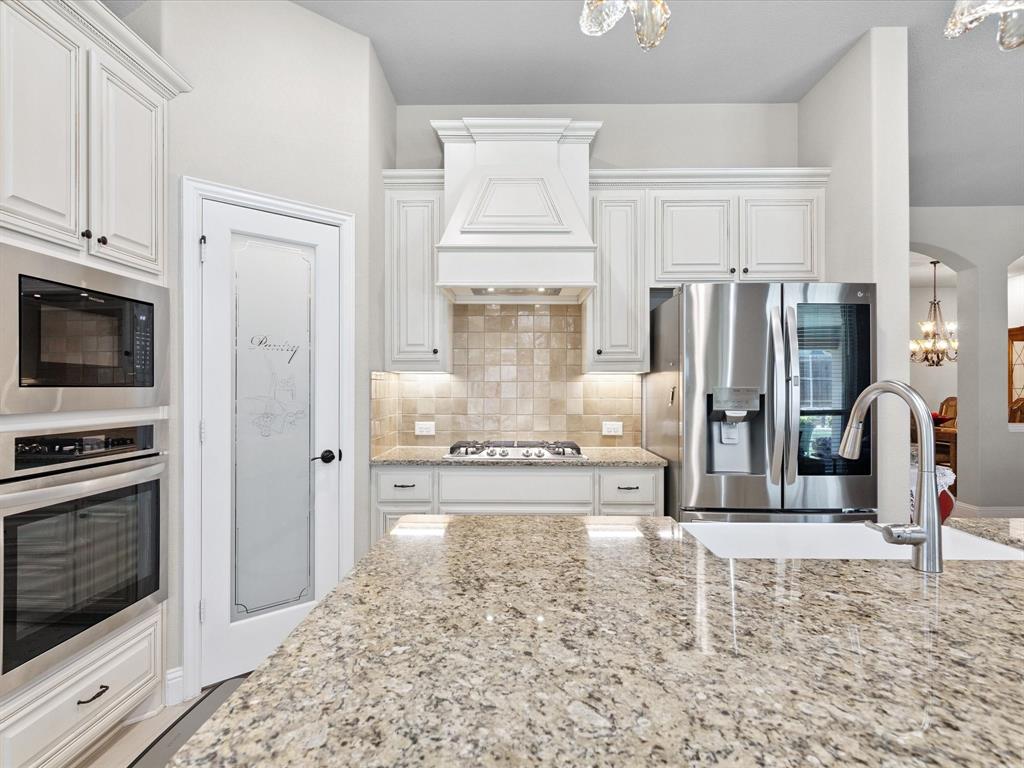 1104 Canterbury Lane Property Photo 29