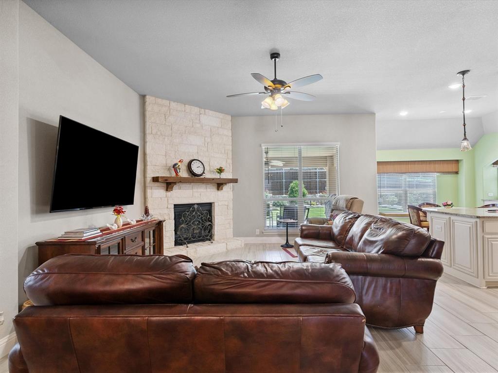 1104 Canterbury Lane Property Photo 33