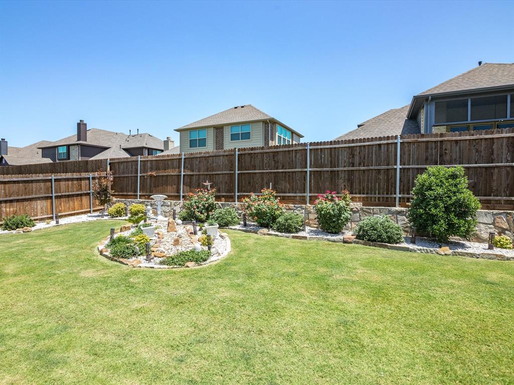 1104 Canterbury Lane Property Photo 38