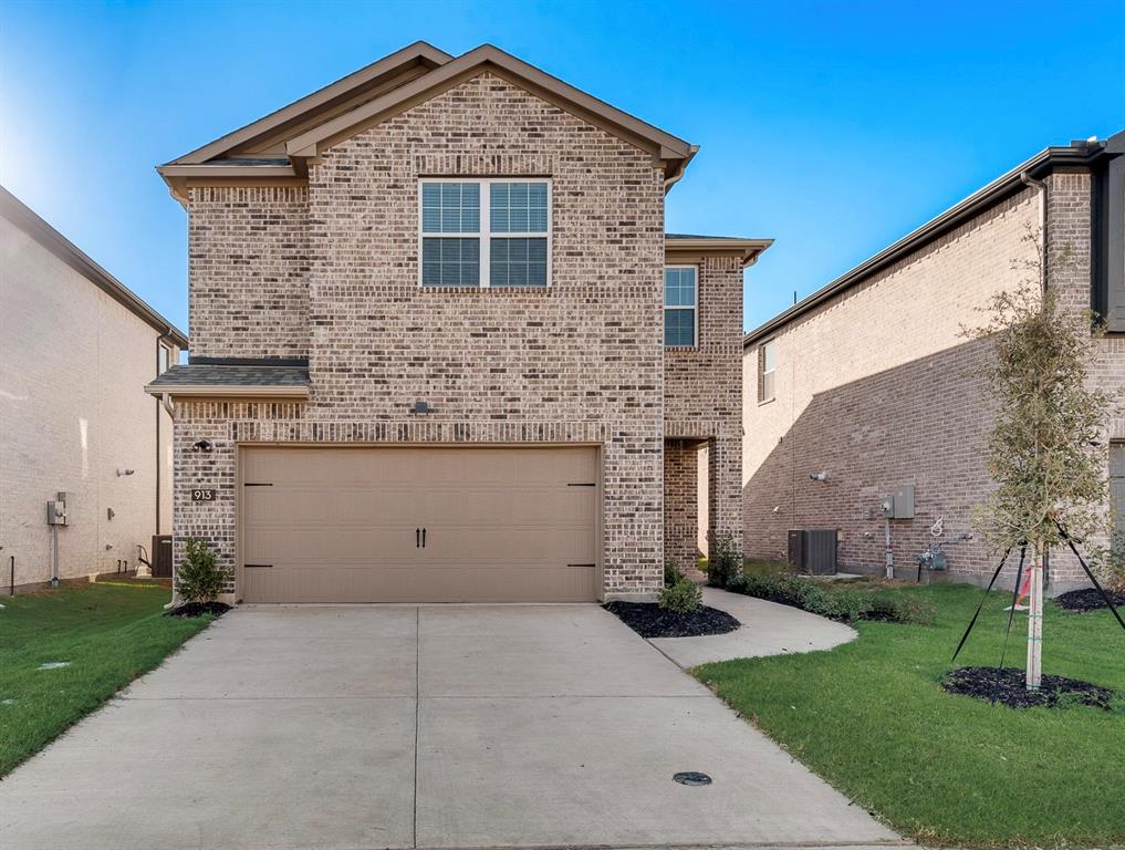 913 Portina Drive Property Photo 1
