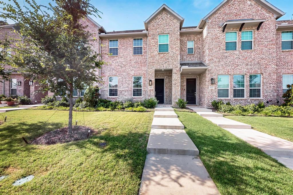 1521 Wittington Place Property Photo 1