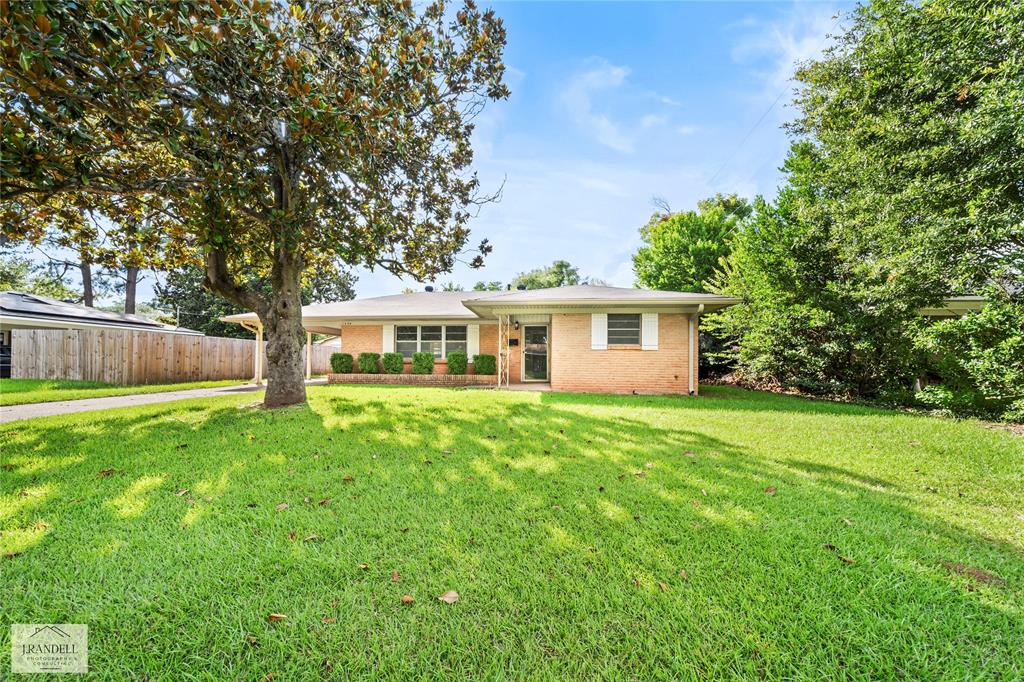 1254 E Washington Street Property Photo 1