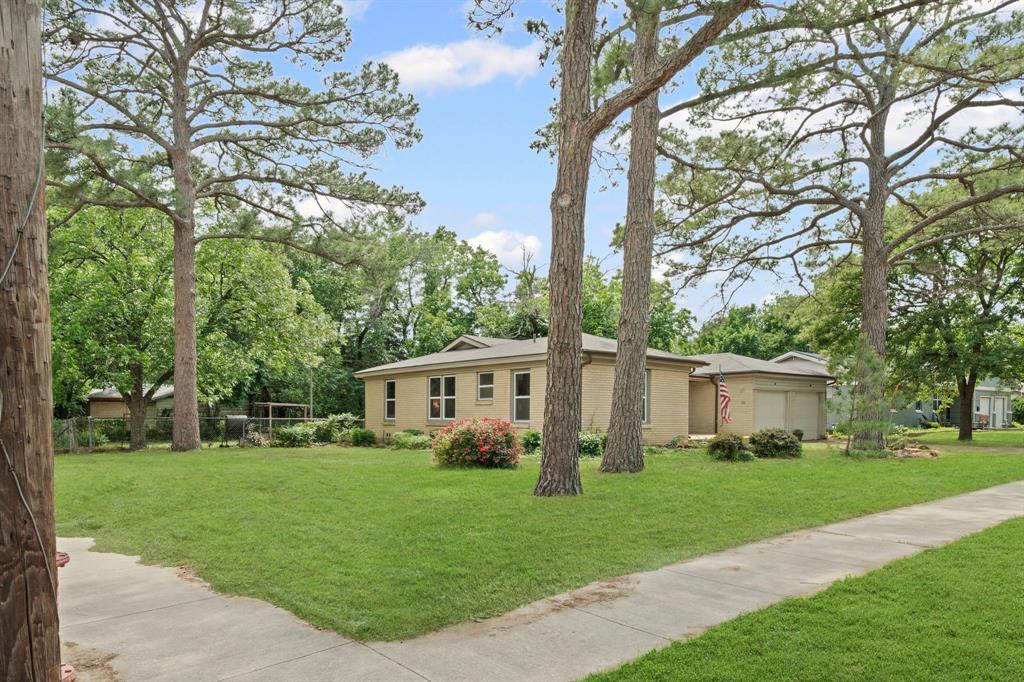 356 Bedford Court Property Photo 1