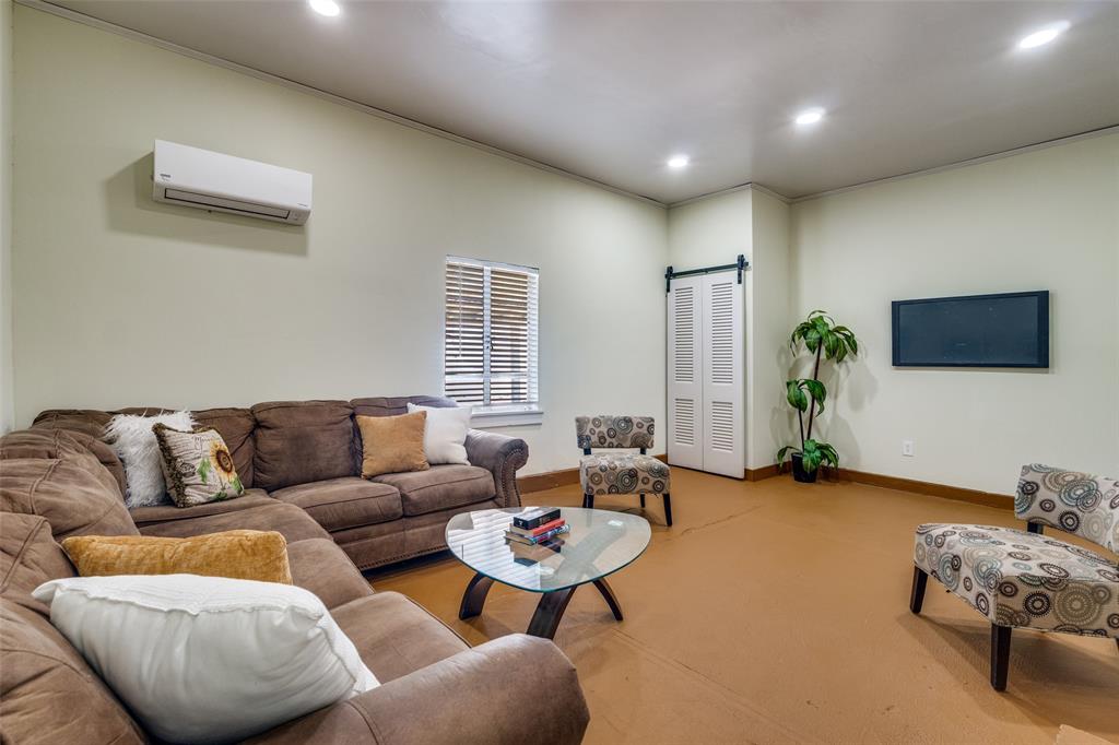 1219 Walter Drive Property Photo 15