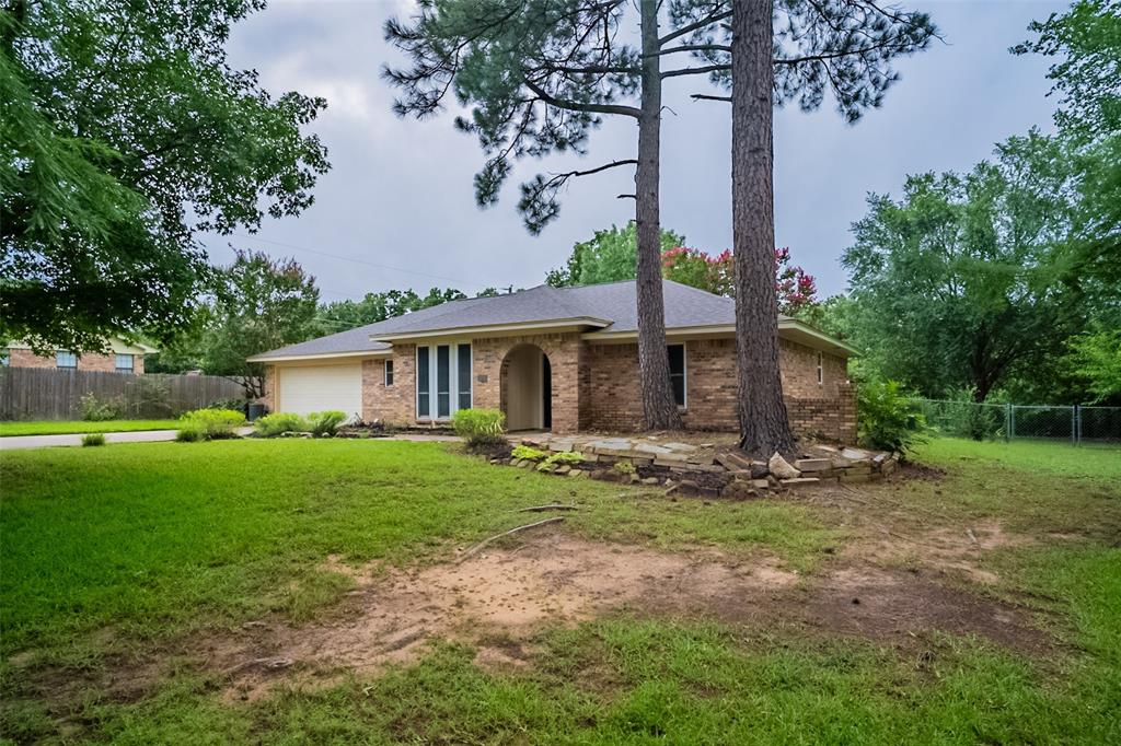 426 Chimney Hill Circle Property Photo 1