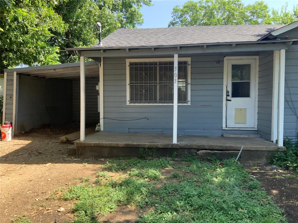 303 Perry Avenue Property Photo 1