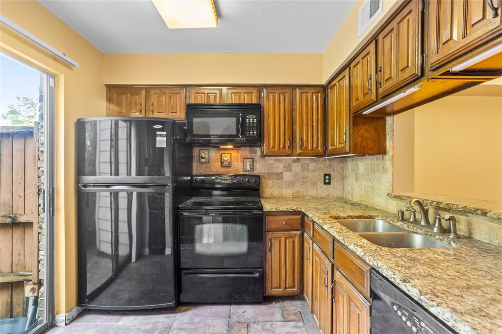 879 Dublin Drive 1 Property Photo 1