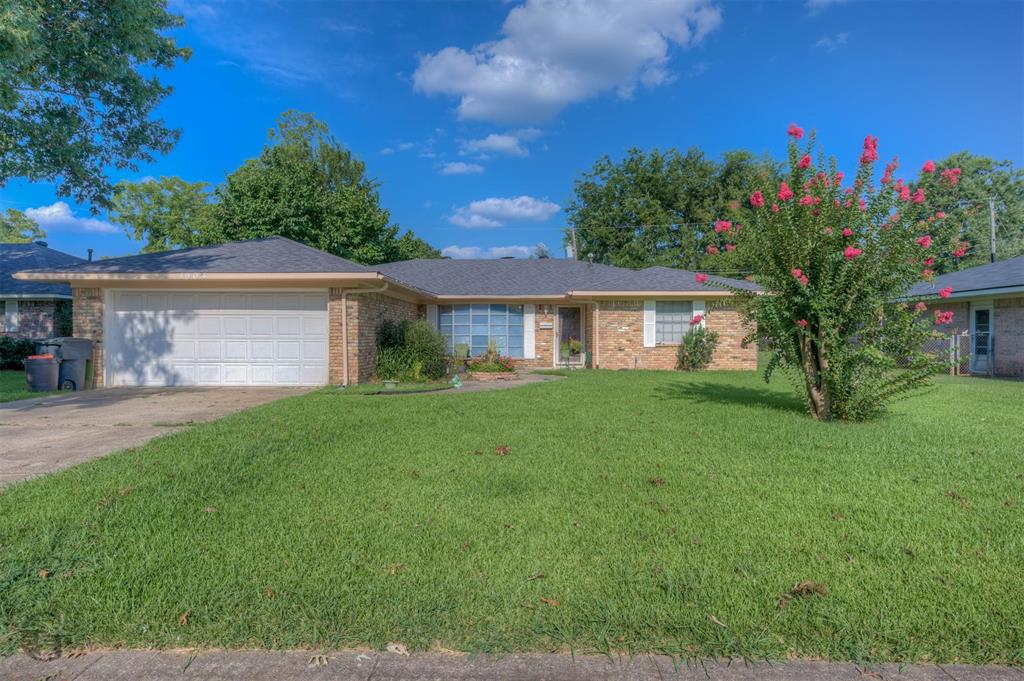 1904 Carol Street Property Photo 1