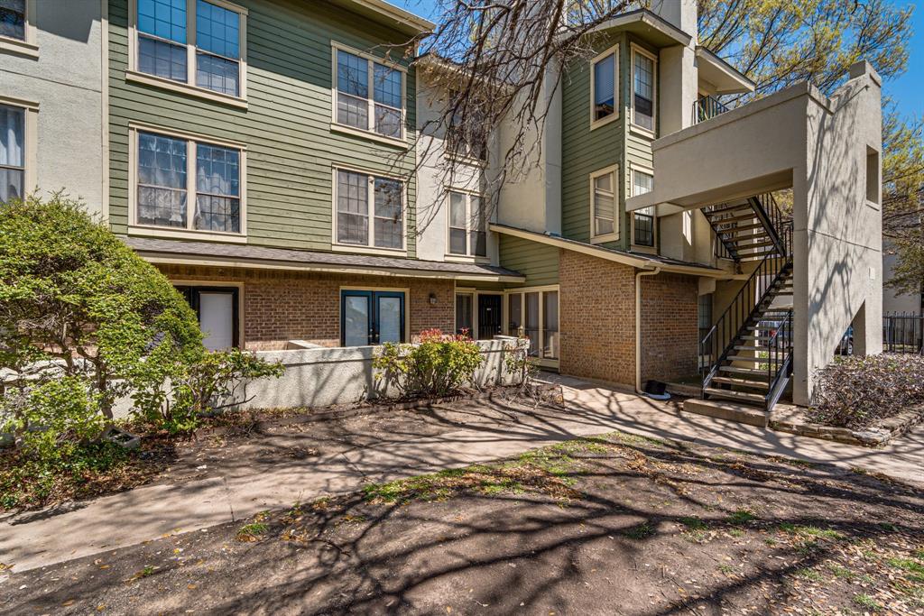 9611 Walnut Street 1106 Property Photo 1