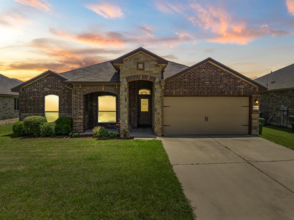 9805 Shallow Creek Drive Property Photo 1