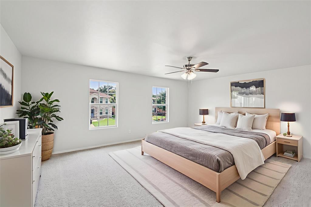 2825 Desert Drive Property Photo 4