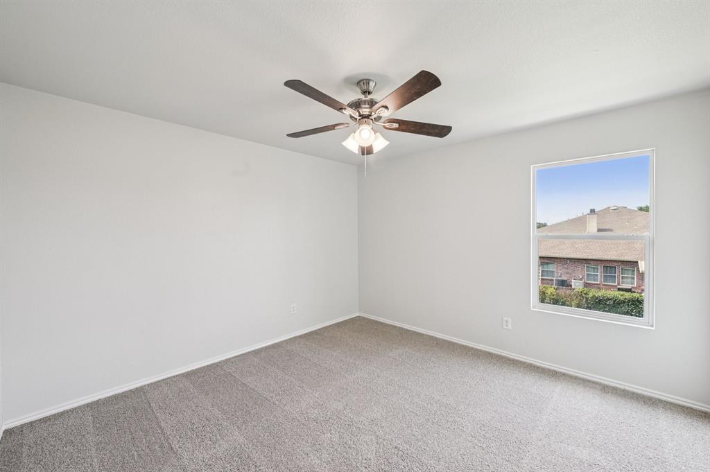 2825 Desert Drive Property Photo 11