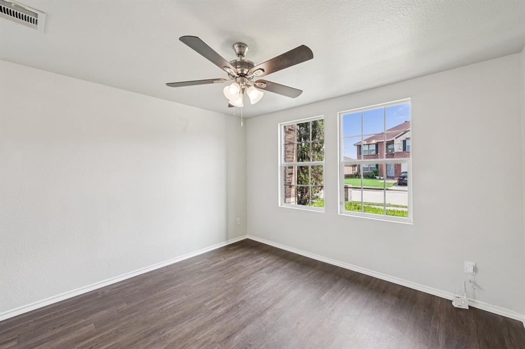 2825 Desert Drive Property Photo 19