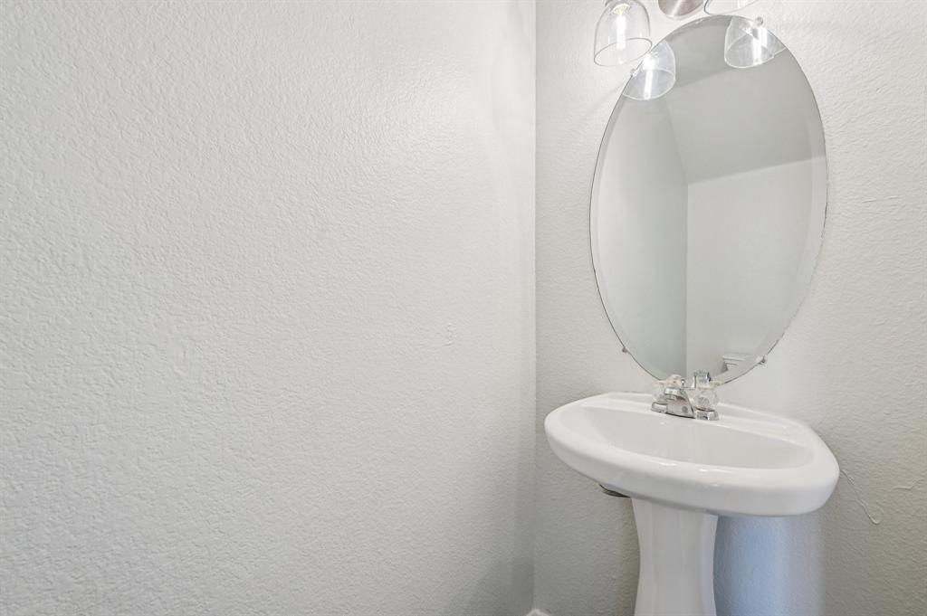 2825 Desert Drive Property Photo 23