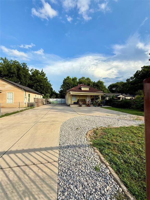 2424 Randolph Property Photo 1