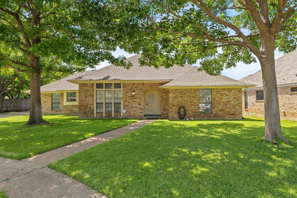 1405 Wagonwheel Court Property Photo 1