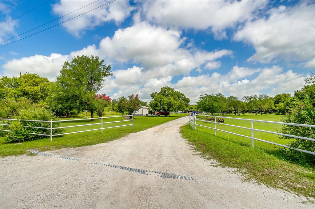 5028 Wagon Wheel Road Property Photo 1