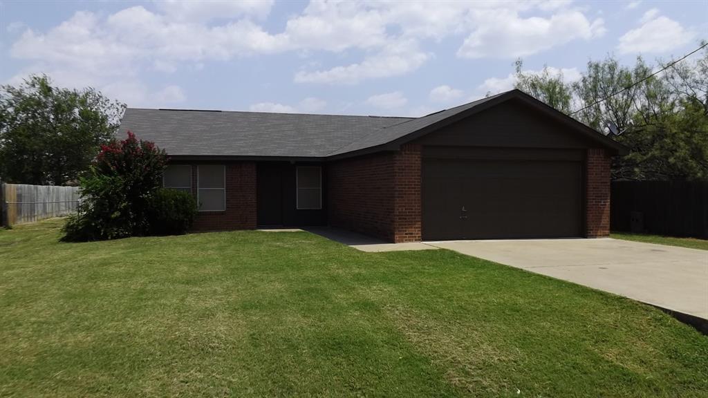 809 Shady Grove Drive Property Photo 1
