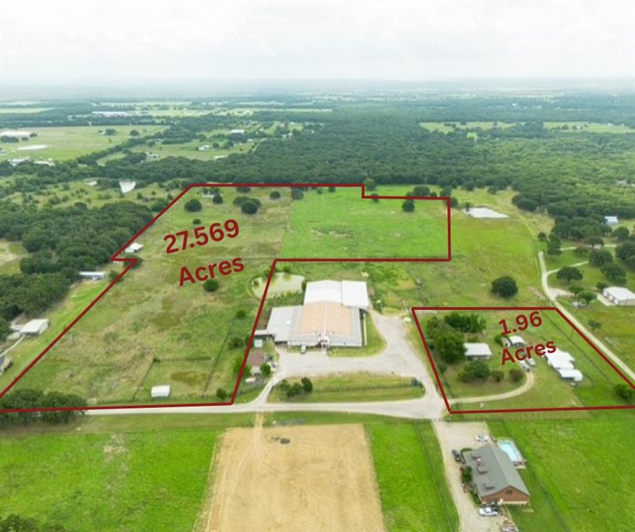 3284 Private Road 2558 Property Photo 6