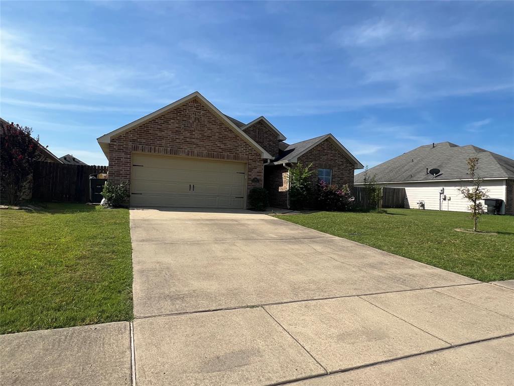 531 Linnhurst Drive Property Photo 1