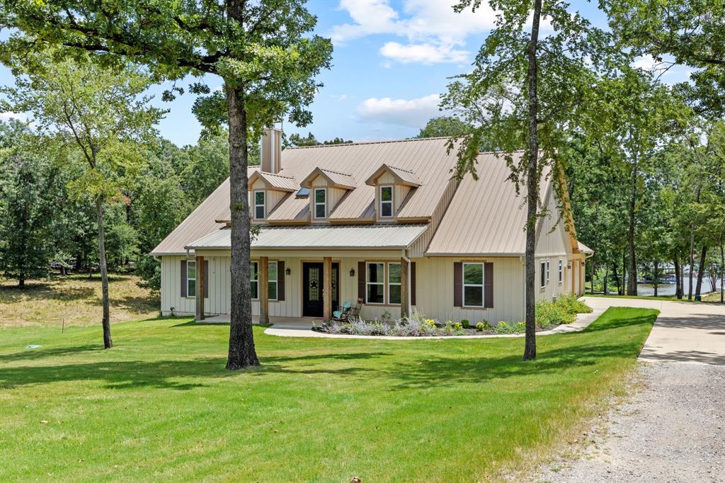 5230 Esquire Estates Road Property Photo 1