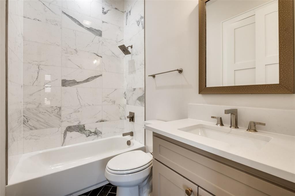 250 E Dallas Street 124 Property Photo 20