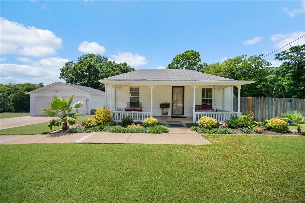 5912 Forest Hill Drive Property Photo 1