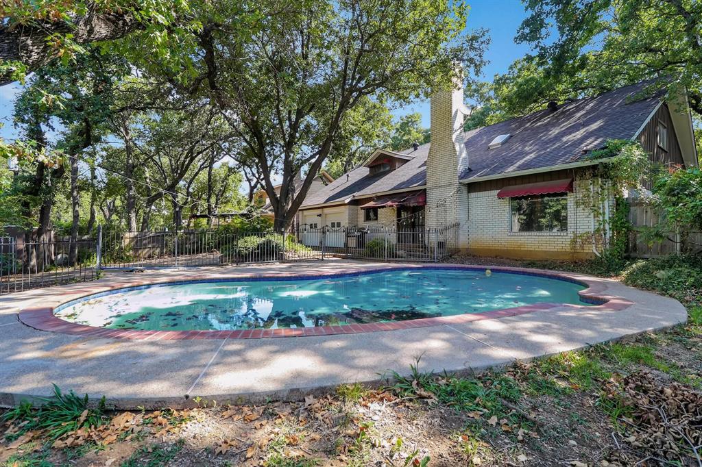 3604 Lynnwood Drive Property Photo 1