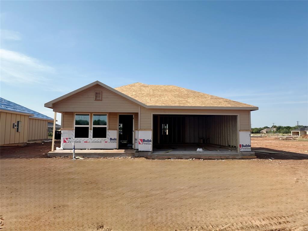 416 Waterloo Drive Property Photo 1