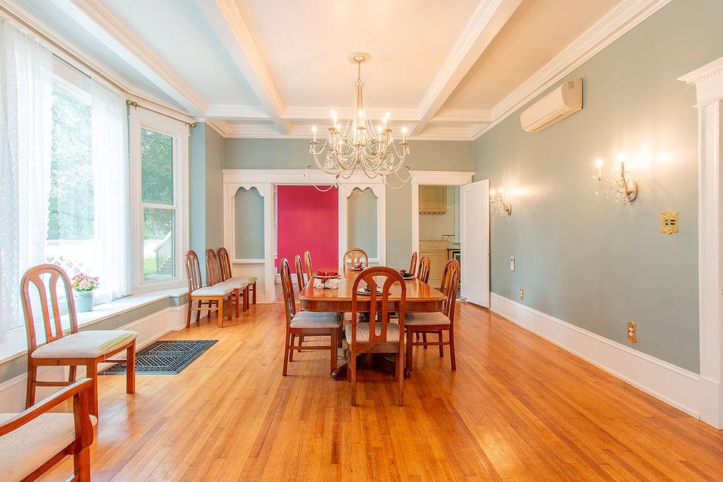 2420 Colcord Avenue Property Photo 11