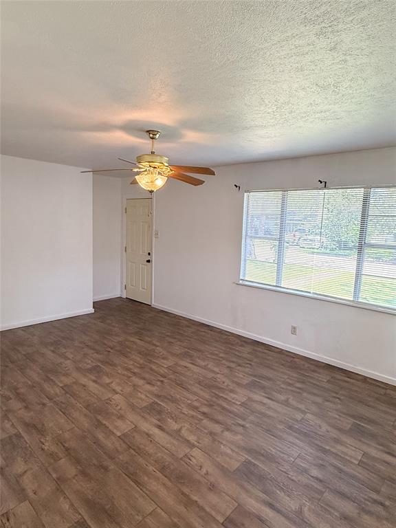 713 Dunbar Avenue Property Photo 4