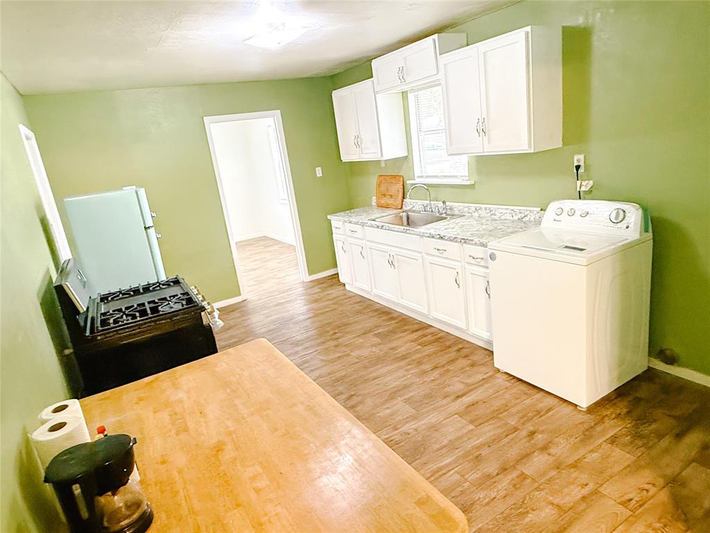 713 Dunbar Avenue Property Photo 6