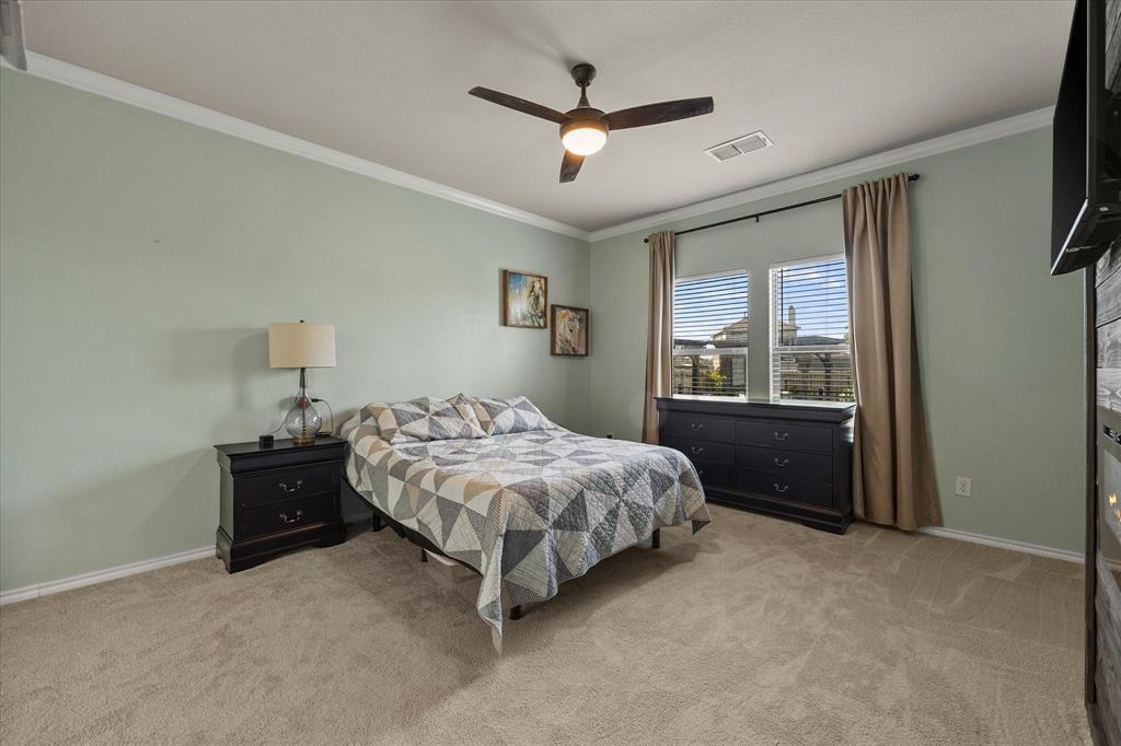 500 Prairie Meadow Drive Property Photo 16