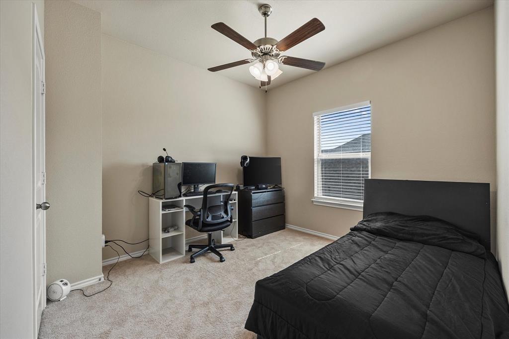500 Prairie Meadow Drive Property Photo 24