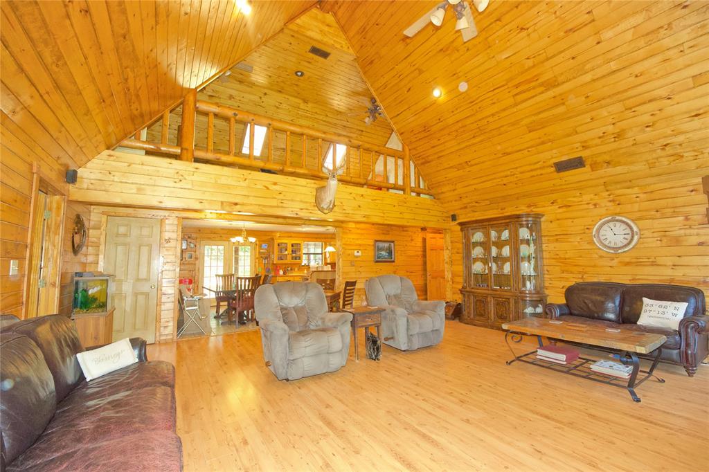 5794 Fm 678 Property Photo 9