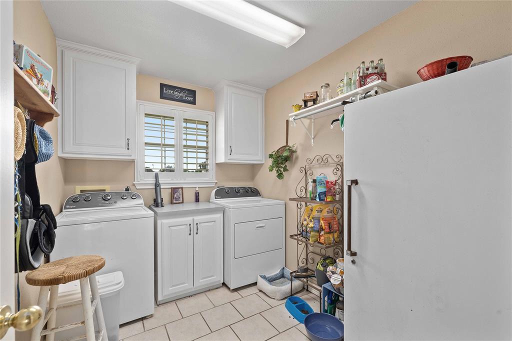 8430 Highway 16 Property Photo 17