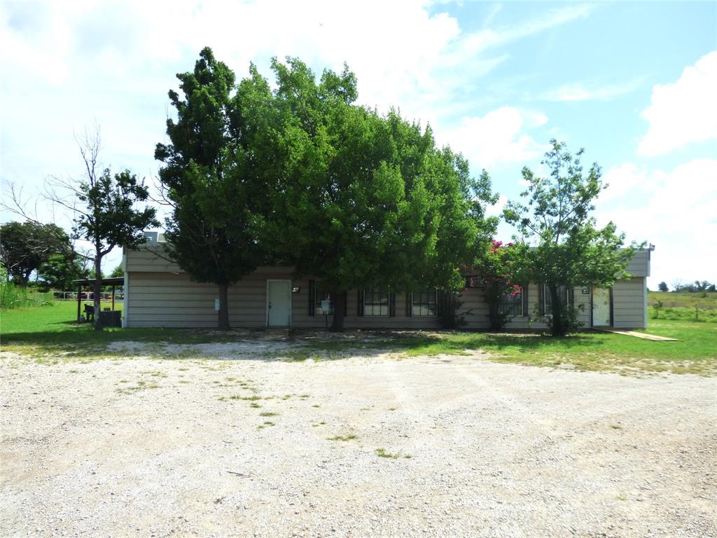 102 N Highway 6 Property Photo 1