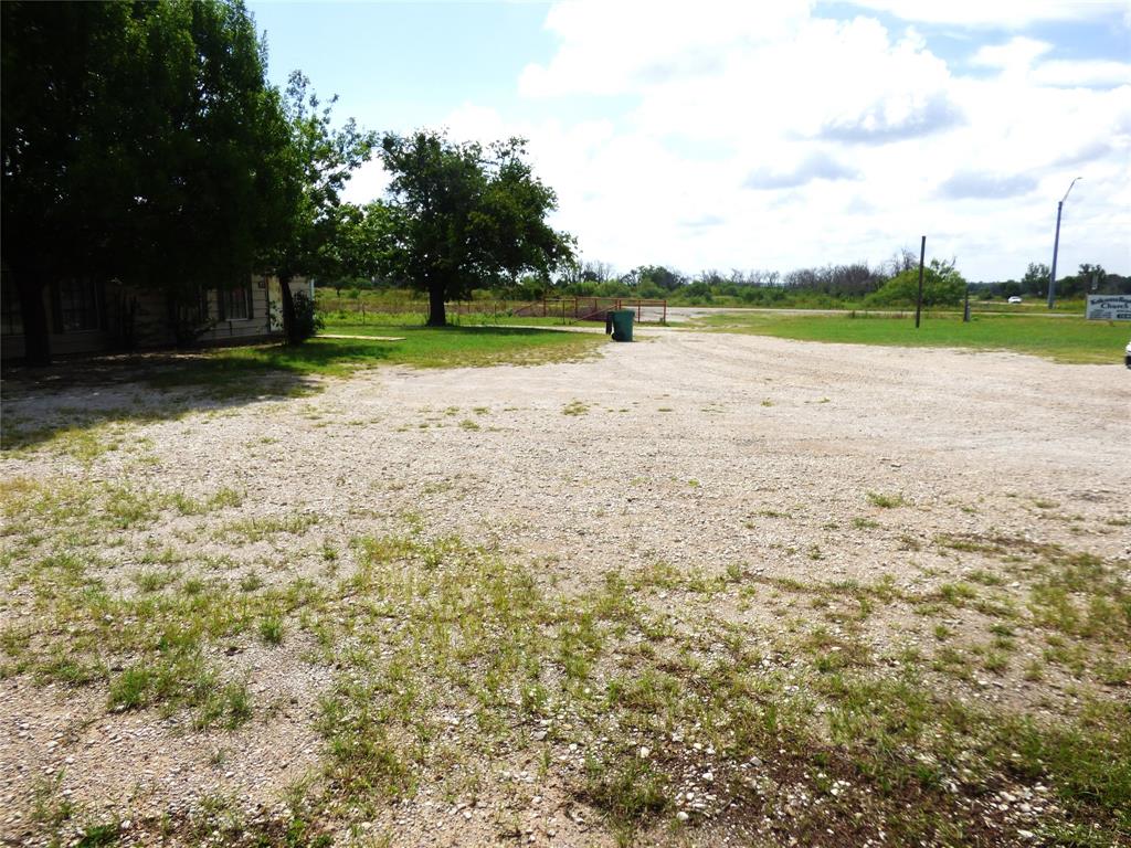 102 N Highway 6 Property Photo 27