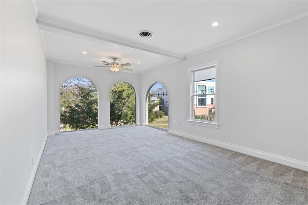 3900 Hawthorne Avenue Property Photo 1
