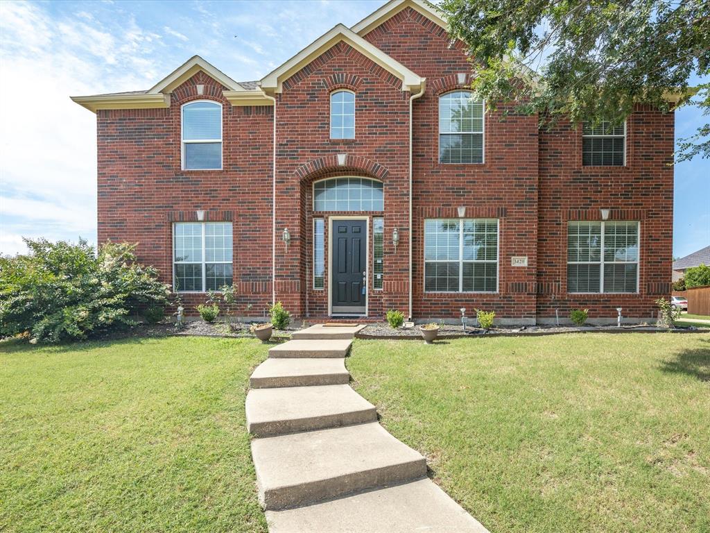 3420 Woodheights Court Property Photo 1